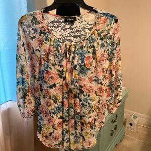 IZ Byer floral top